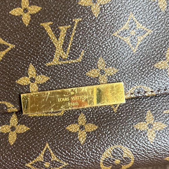 Louis Vuitton Favorite - Picture 8 of 9
